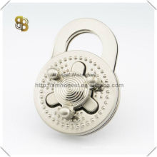 luggage turn lock